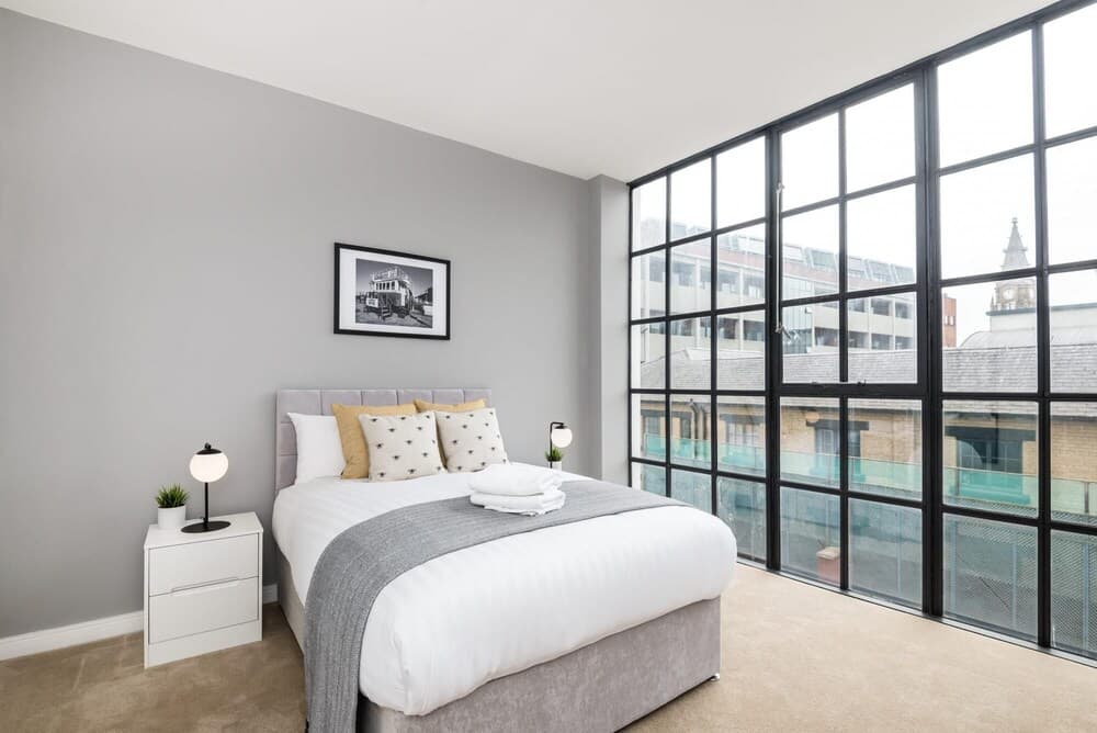 Manhattan Roof Terrace Apt Netflix and Parking