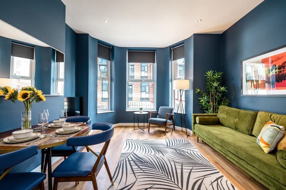 Host Apartments Trendy Georgian Style Apartment