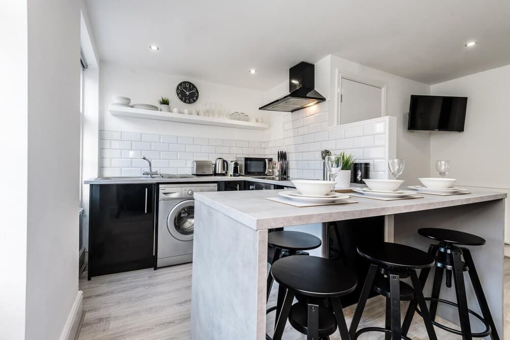 Super Central 1-bed Modern and Cosy Apt - Sleeps 4