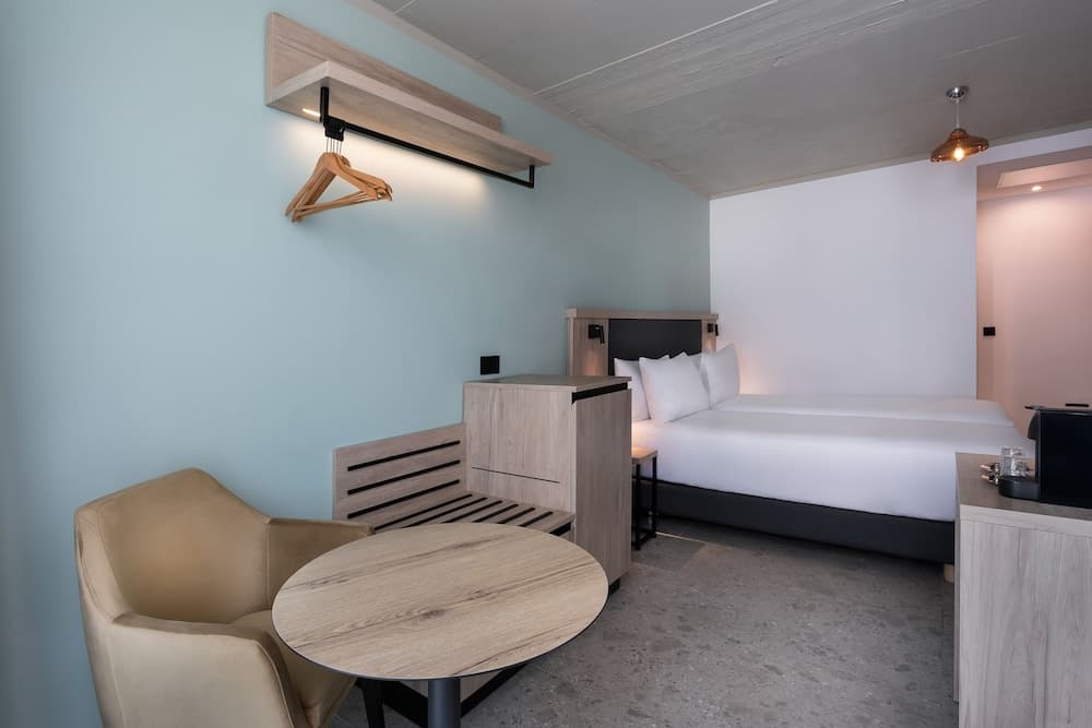 Hotel Mistral St. Julian's, Affiliated by Meliá