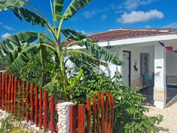 La Botanica Tropical