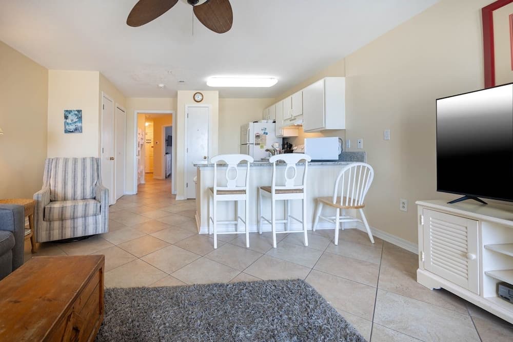 Grand Beach Resort 308 1 Bedroom Condo