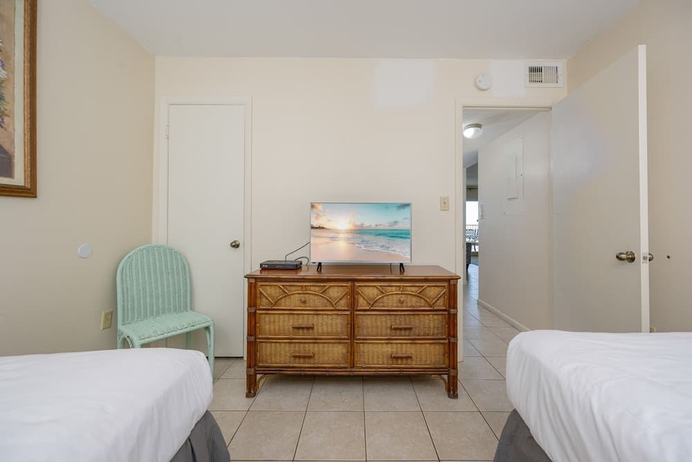 Driftwood Towers 5a 2 Bedroom Condo