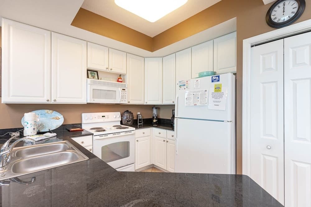 San Carlos 1008 2 Bedroom Condo