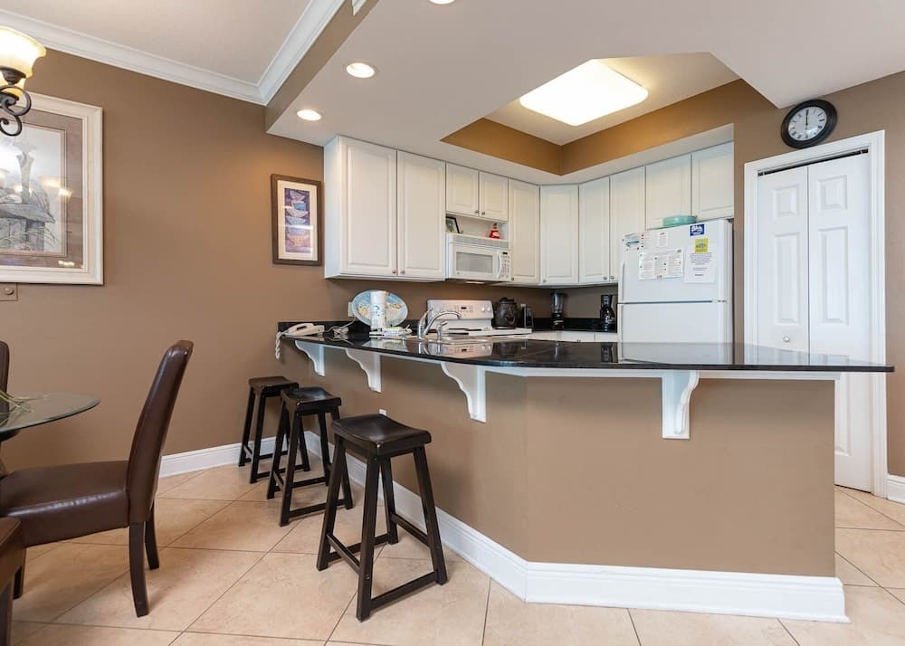 San Carlos 1008 2 Bedroom Condo