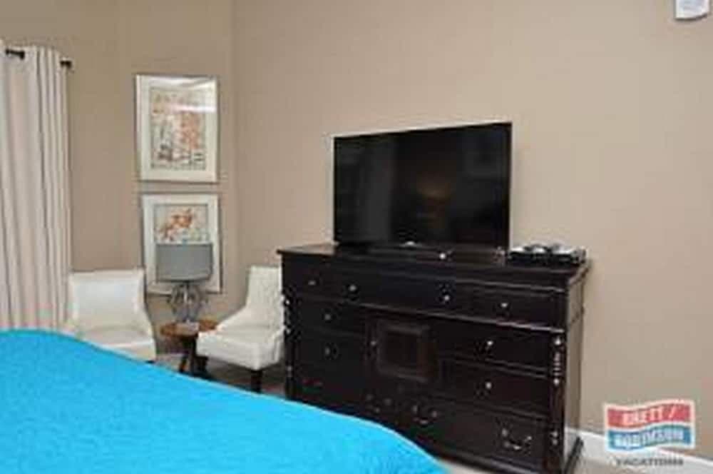 Phoenix West Ii - 3 Bed 4 Bath Gulf Front High Sleeps 8 3 Bedroom Condo