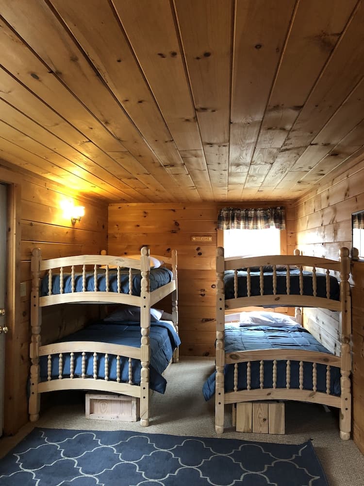 Kennebec Riverside Cabins