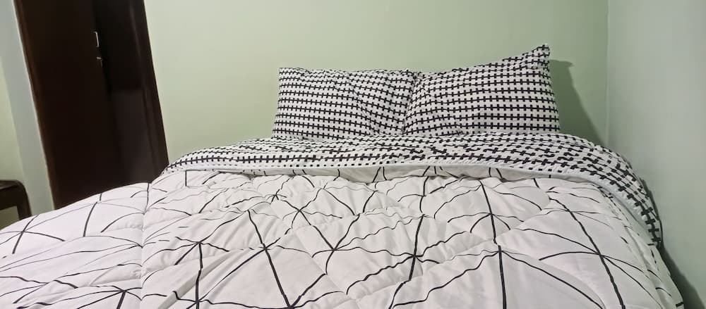 Charming 2-bed House in Kigali