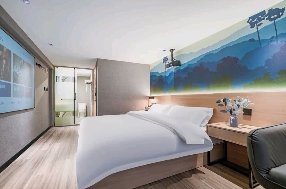 Jinyihao City Holiday Hotel