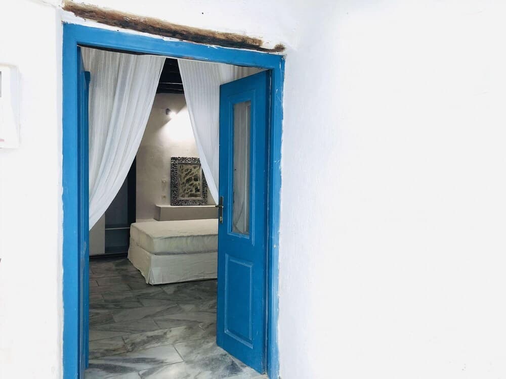 Naousa Paros Studio No7