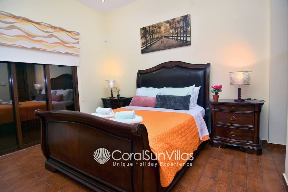 Elegant Huge Villa Large Pool, Ideal For Weddings