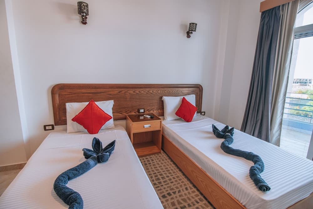 Deluxe Family Suite - Swiss Royal Dahab