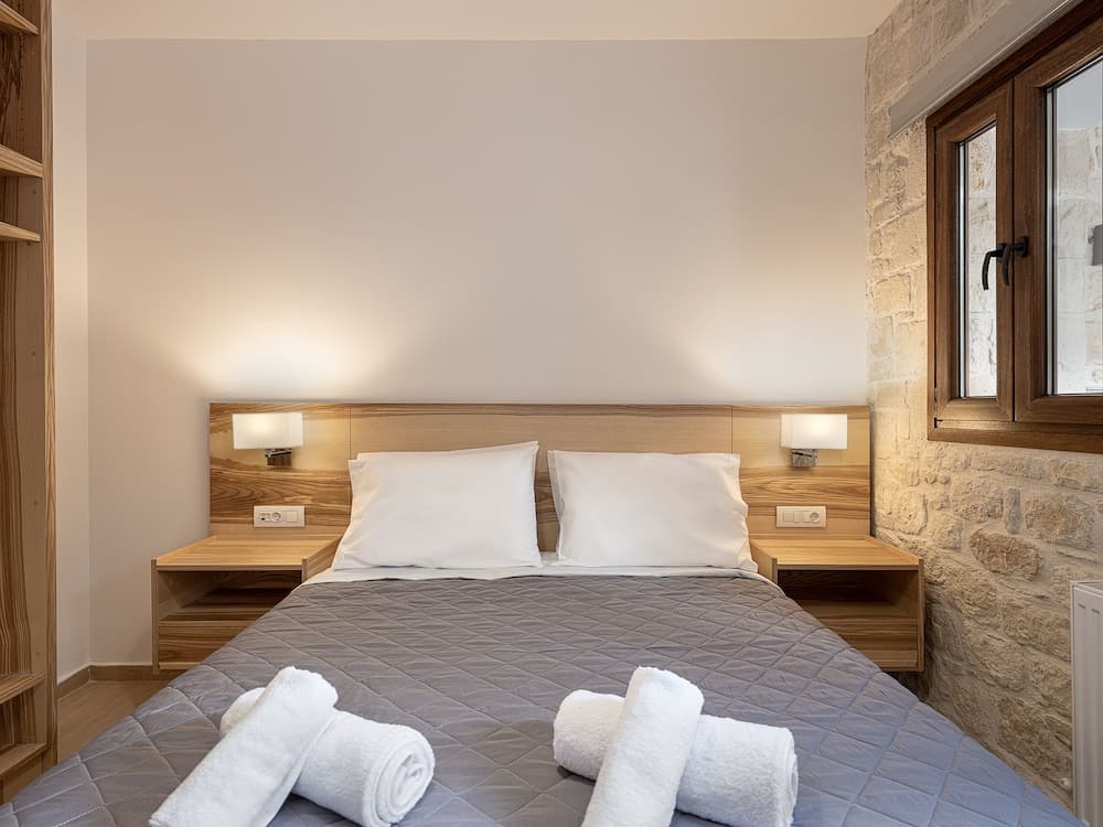 Elia Rustic Apartments Theriso