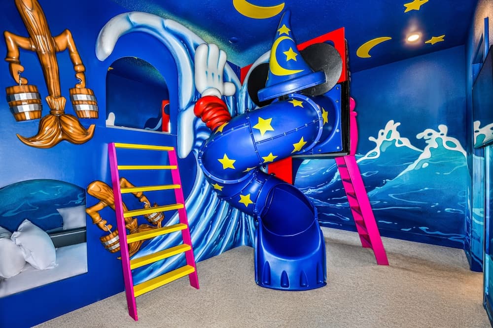 Villatel Village at Solterra Resort