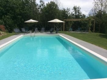 Casa Santo - 2BR 2BA Apartment on the Ground Floor With Swimming Pool