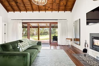 Grandview Accommodation - Hideaway Huts