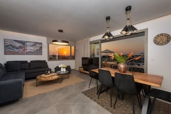 Villa Karydia with private pool