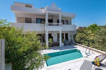 Mikaela's Pool House