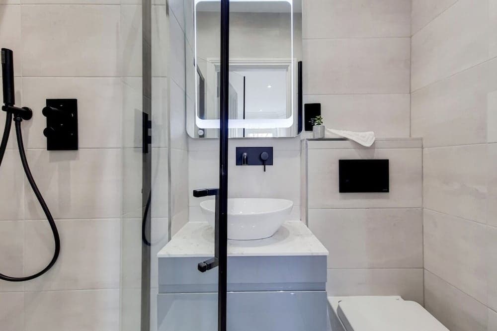 Captivating 2-bed Apartment in North London