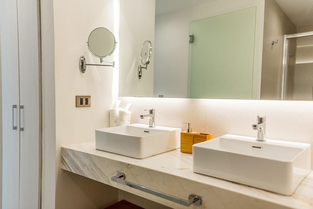 2 Bedroom With Private Picuzzi Near the Beach -2