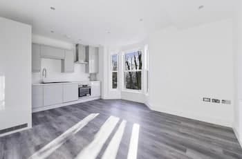 Luxury Self-contained 2-bedroom Duplex Apartment