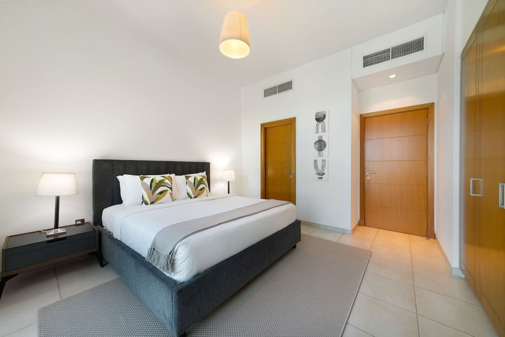 Maison Privee - Exclusive Apt with Seafront Views over Palm Jumeirah