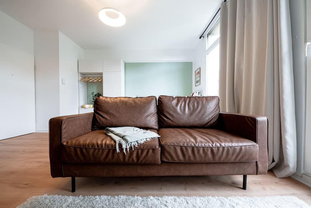 Renovated Chic Studio 5 Min to City Ctr