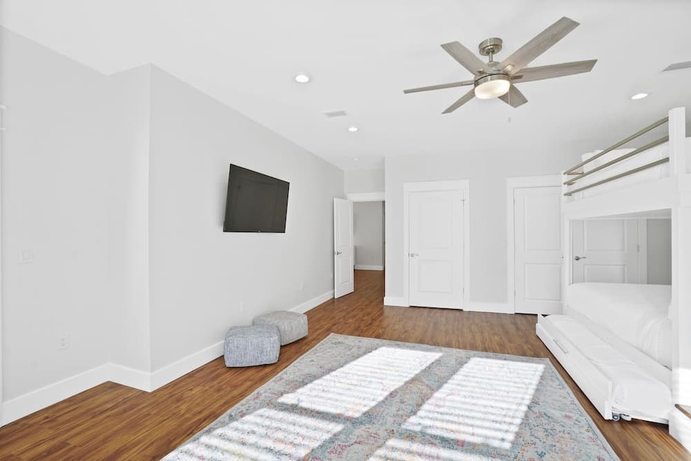 30A Beach House - Summer Lovin by PHG