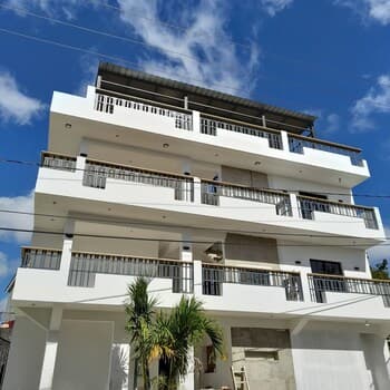 Hostal Marina Samana