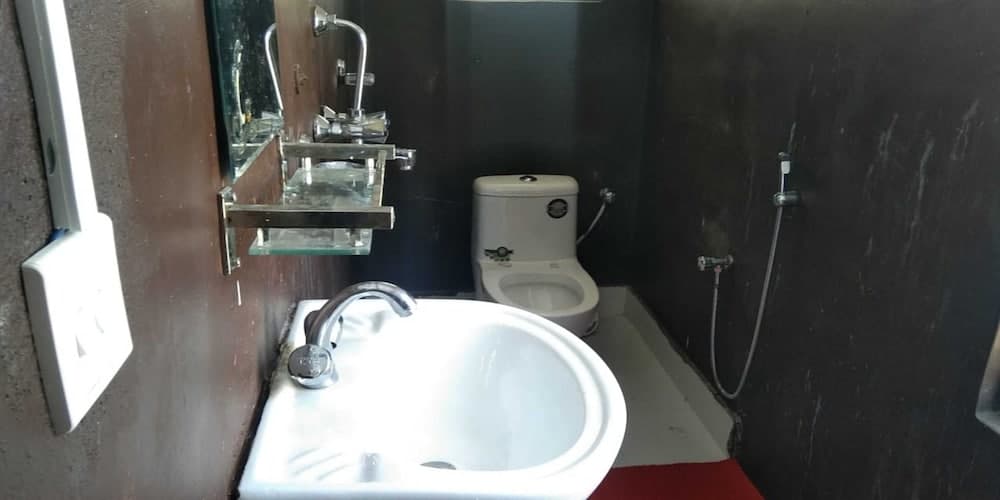 MeroStay 003 Green Forest Homestay