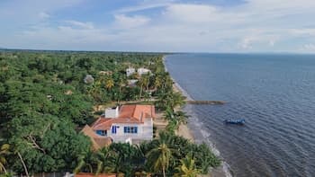 Villa El Francés 4BD WPool & Beach Front