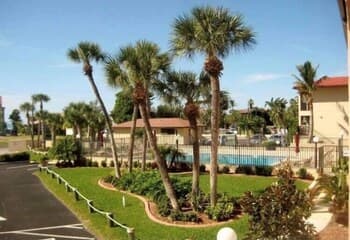 Water's Edge Retreat