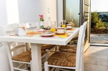 Beautiful House in Relaxing Countryside, Crete, GR