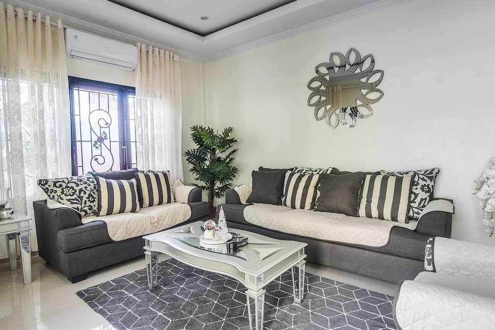 Hotel O 3m Kost Dan Homestay