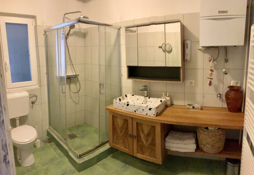 Elba- Family Friendly House