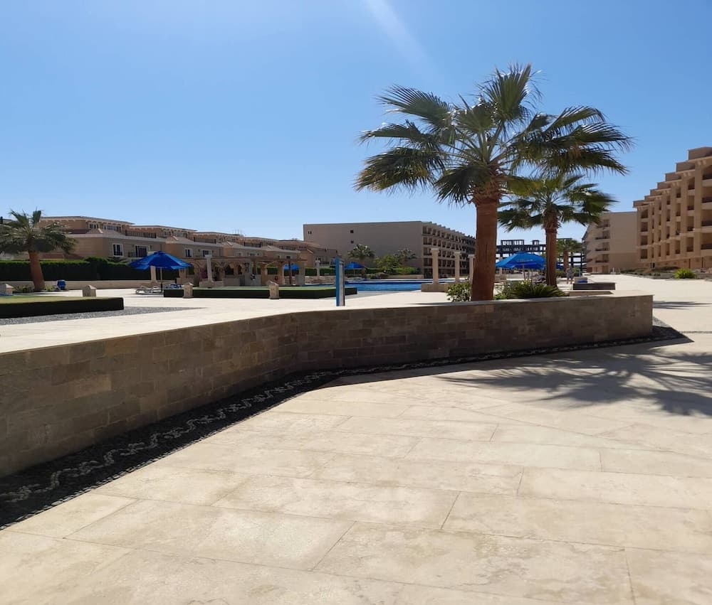 Hurghada Vip Selina 1 Bed Long Or Short