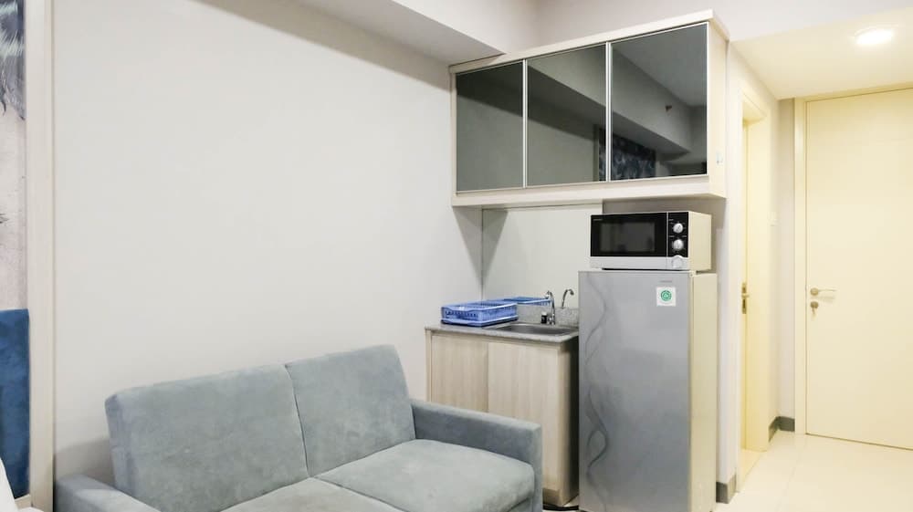 Wonderful And Comfy Studio (No Kitchen) At Supermall Mansion Apartment
