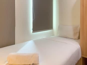 Minimalist Studio At 20Th Floor Osaka Riverview Pik 2 Apartment