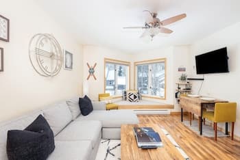 Modern Comfort River/mtn Views + Hot Tub 1 Bedroom Condo by Redawning