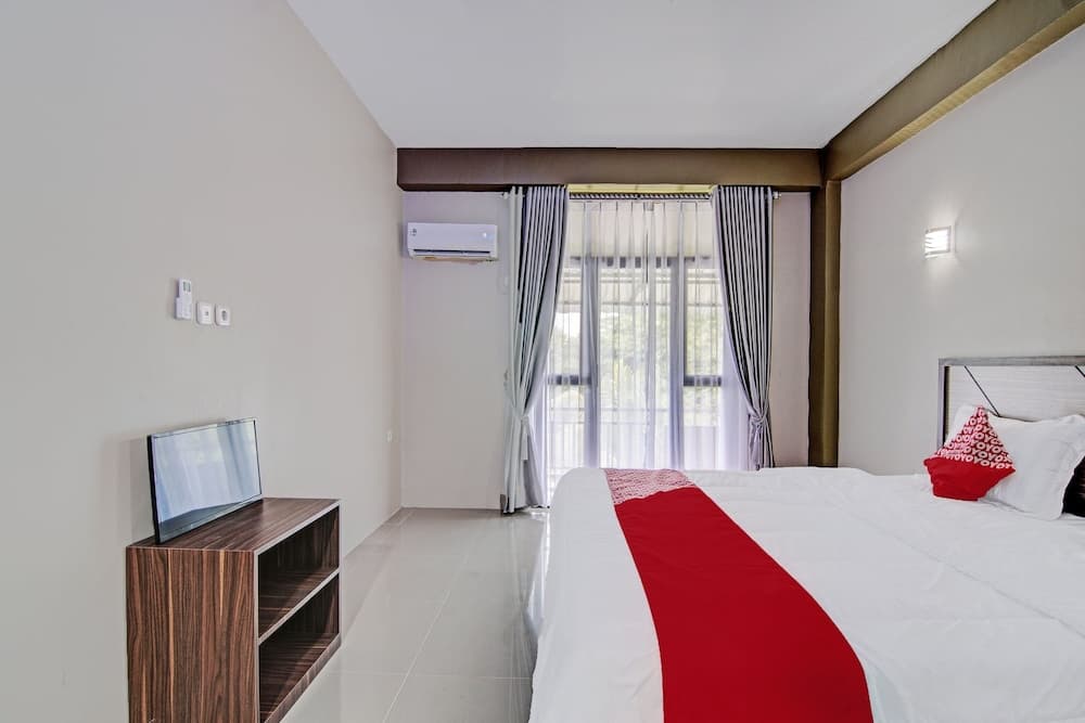 Hotel O Penginapan Thoybah Syariah Near Pondok Pesantren UMAR BIN KHATAB km 9 garuda sakti