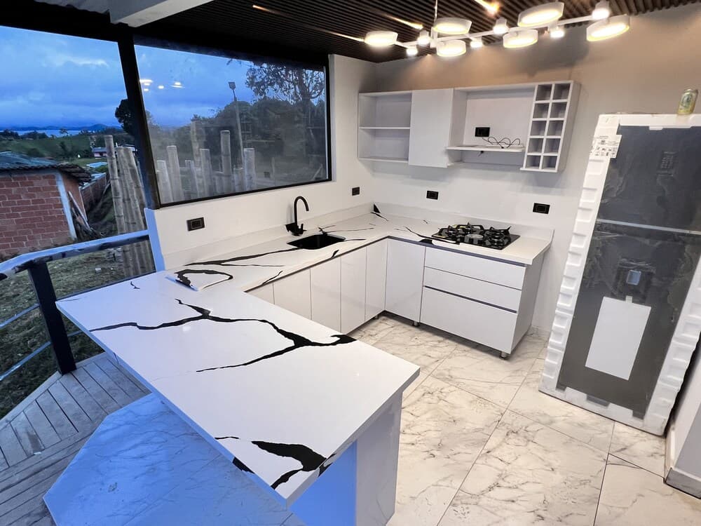 WHITE DOMES GLAMPING