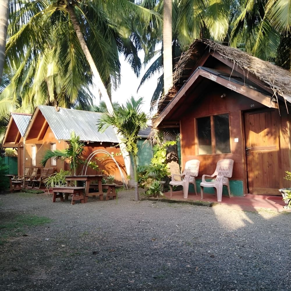 Dolphin Bay Cabana Resort