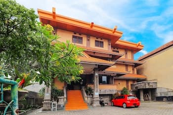 OYO 91608 Hotel Gatsu Indah