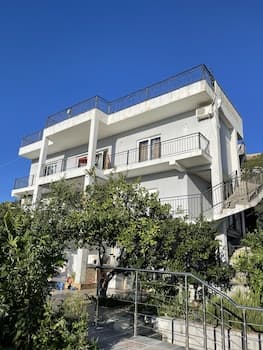 Azure Apartments by Kondo