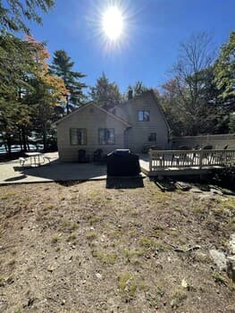 Martin Place Limit 6 2 Bedroom Cabin by Redawning