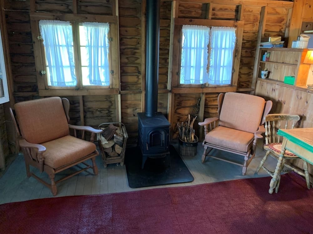 Redbeach Limit 5 2 Bedroom Villa by Redawning