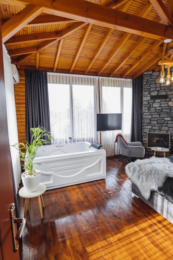 The Grey Sapanca Hotel & Bungalow