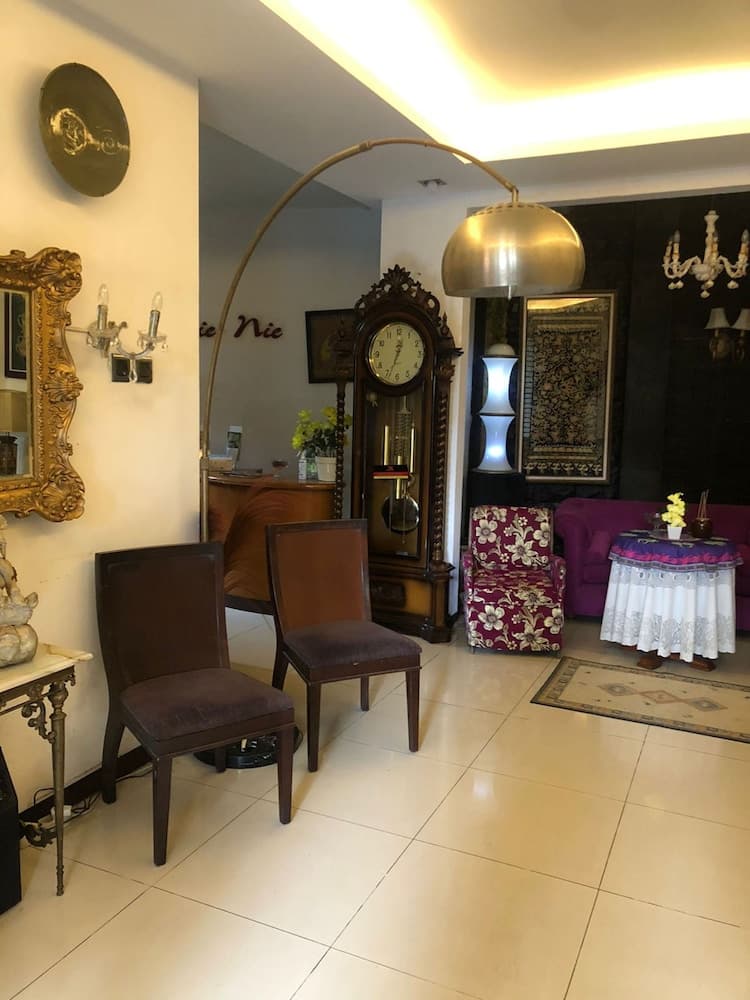 Buminanienie Guesthouse Bandung