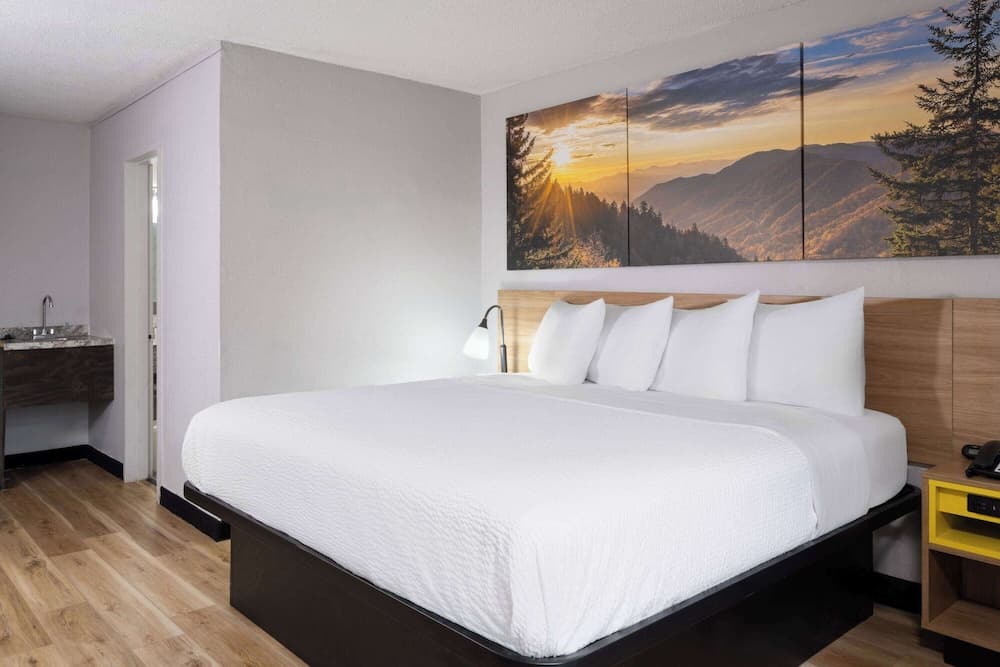 Days Inn by Wyndham Salisbury, NC