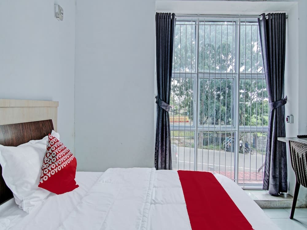 OYO 92047 Penginapan Arfi Syariah